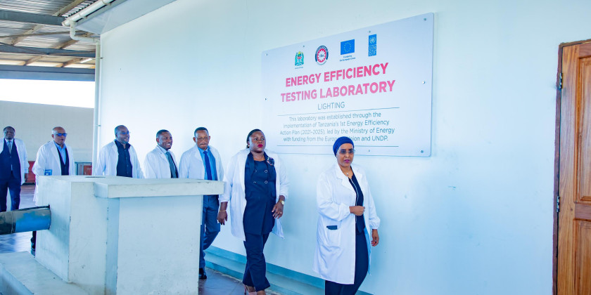 First slide [850x425]